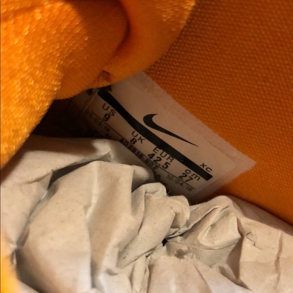 Kyrie 5 “Taco” PE Signed By TACO HIMSELF - Picture 3 of 4